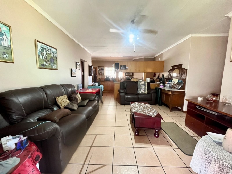 4 Bedroom Property for Sale in Protea Park North West